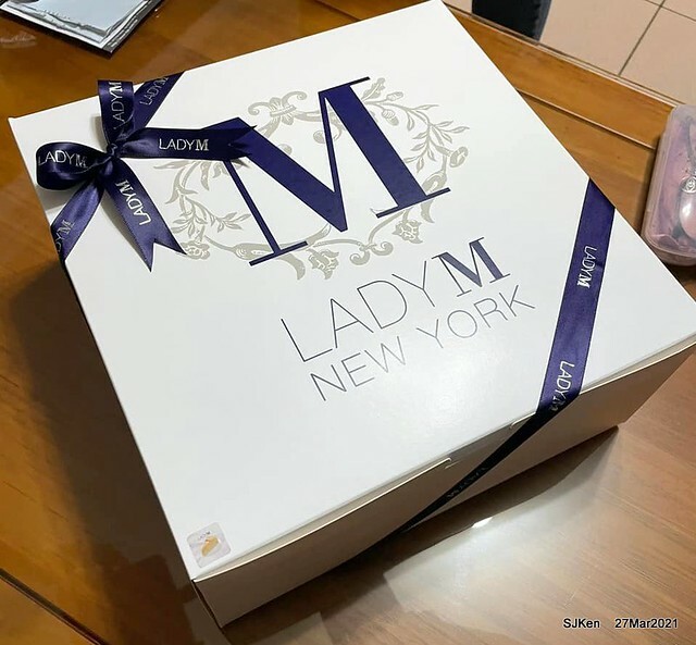 「9吋LADY M NEW YORK 伯爵紅茶千層蛋糕」(9 inches Birthday cake with Earl Gray Mille Crepes flavor from Lady M New York), Taipei, Taiwan, Mar, 27, 2021