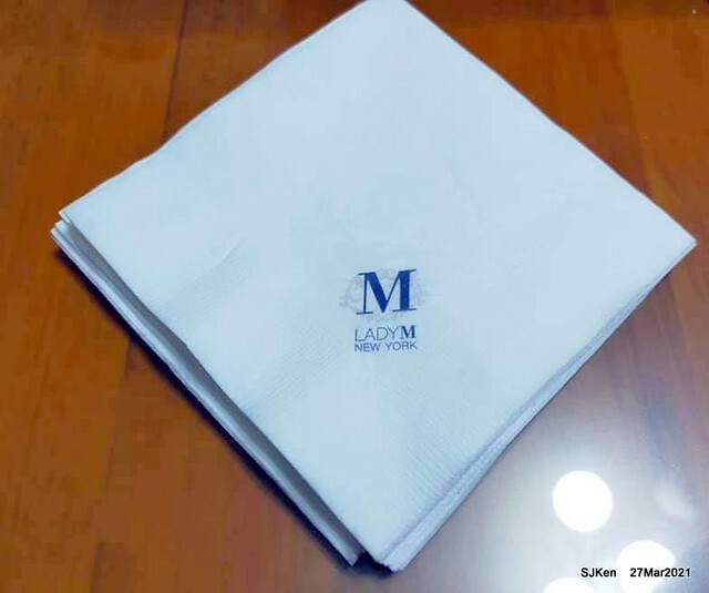 「9吋LADY M NEW YORK 伯爵紅茶千層蛋糕」(9 inches Birthday cake with Earl Gray Mille Crepes flavor from Lady M New York), Taipei, Taiwan, Mar, 27, 2021