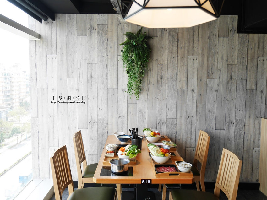 台北大直美麗華附近餐廳att SHABUSATO火鍋壽喜燒吃到飽親子餐廳 (4)