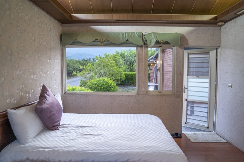 花蓮 三天兩夜|瑞穗玉里伴手禮推薦,蜜香紅茶禮盒、米麻糬、柚皮糖必買,「黃金湯」小木屋溫泉CP值超高! · 算命的說我很愛吃