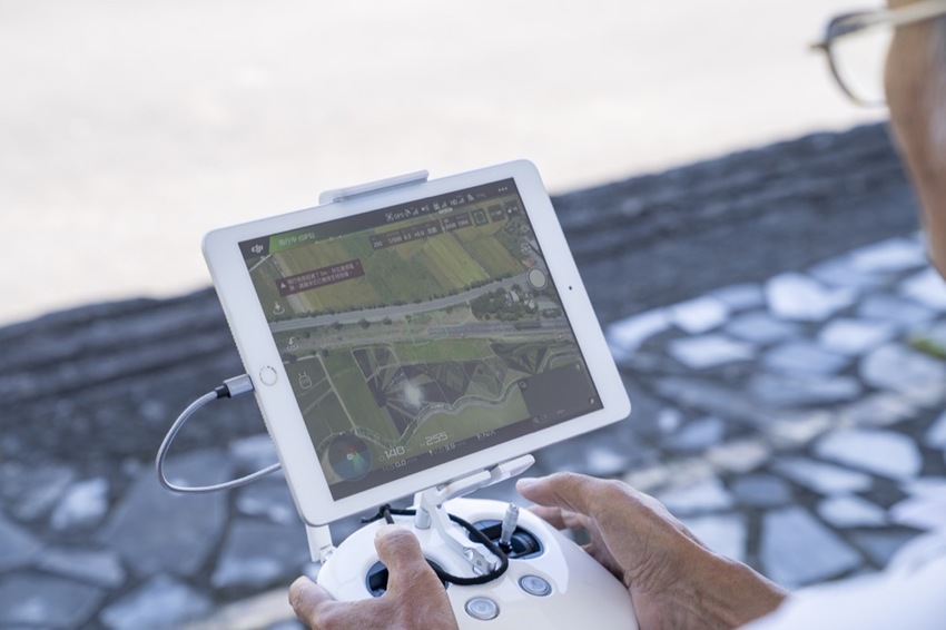 花蓮 三天兩夜|瑞穗玉里伴手禮推薦,蜜香紅茶禮盒、米麻糬、柚皮糖必買,「黃金湯」小木屋溫泉CP值超高! · 算命的說我很愛吃