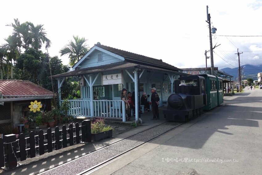 〖天送埤〗挑戰你的恐懼！10公尺高空伐木星空．搭乘五分仔小火車．DIY窯烤披薩．輕旅行 - 艾瑪▪ 享受吃喝玩樂札記