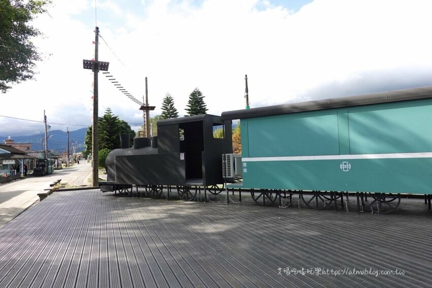 〖天送埤〗挑戰你的恐懼！10公尺高空伐木星空．搭乘五分仔小火車．DIY窯烤披薩．輕旅行 - 艾瑪▪ 享受吃喝玩樂札記