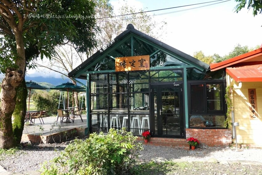 〖天送埤〗挑戰你的恐懼！10公尺高空伐木星空．搭乘五分仔小火車．DIY窯烤披薩．輕旅行 - 艾瑪▪ 享受吃喝玩樂札記