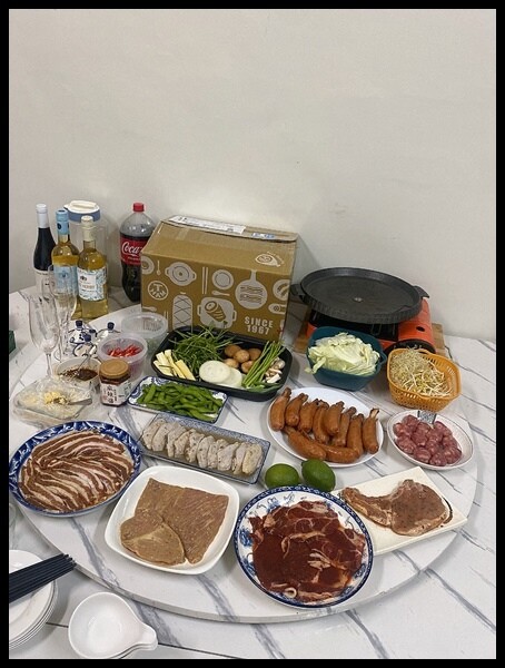 搶購中秋烤肉!寒舍探索廚房與台畜聯名「2024中秋烤肉組」,宅配到府送「珍珠香腸」數量有限。