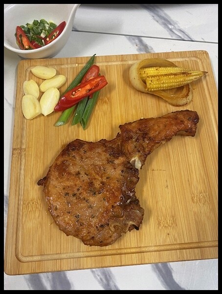 搶購中秋烤肉!寒舍探索廚房與台畜聯名「2024中秋烤肉組」,宅配到府送「珍珠香腸」數量有限。