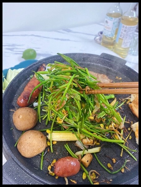 搶購中秋烤肉!寒舍探索廚房與台畜聯名「2024中秋烤肉組」,宅配到府送「珍珠香腸」數量有限。