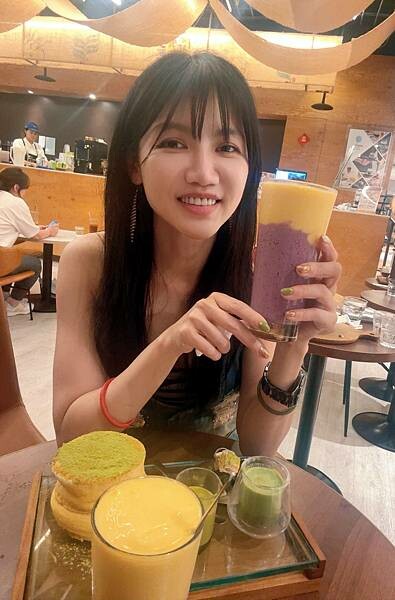 【信義區美食】成真咖啡BELLAVITA店，全天候早午餐、甜