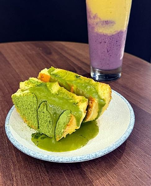【信義區美食】成真咖啡BELLAVITA店，全天候早午餐、甜