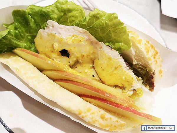 台北信義咖啡館【成真咖啡-台北Bellavita信義店】舒芙蕾太好吃了！還有三種風味的彩虹飯/2021Bellavita聖誕