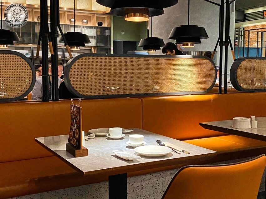 【 米其林一星 】第1次摘米其林一星就上手,高貴不貴的價格最貼近普通人消費的米其林餐廳