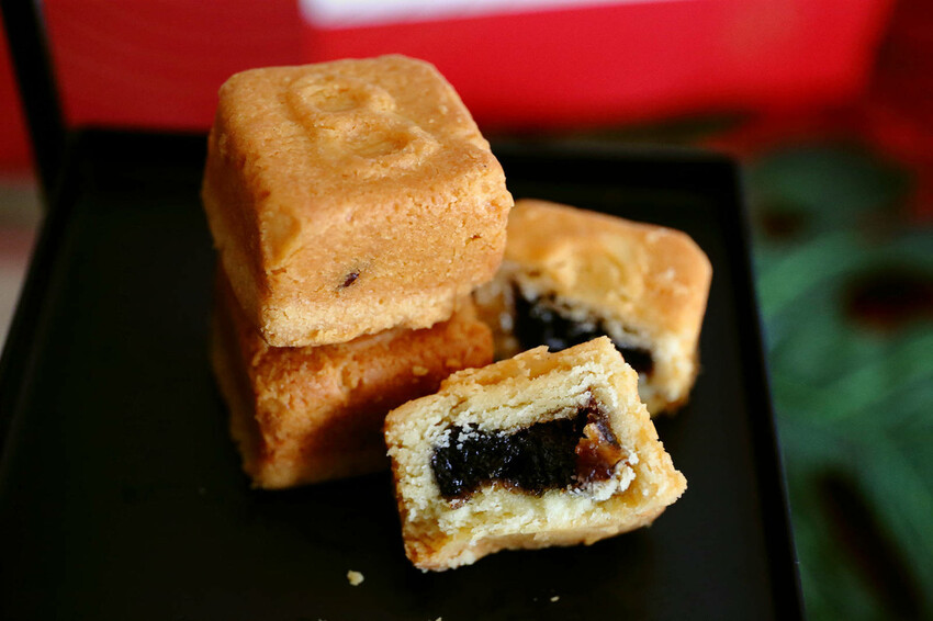 六月初一熱銷的伴手禮-鳳梨酥，精緻小巧的一口酥，令人愛不釋口