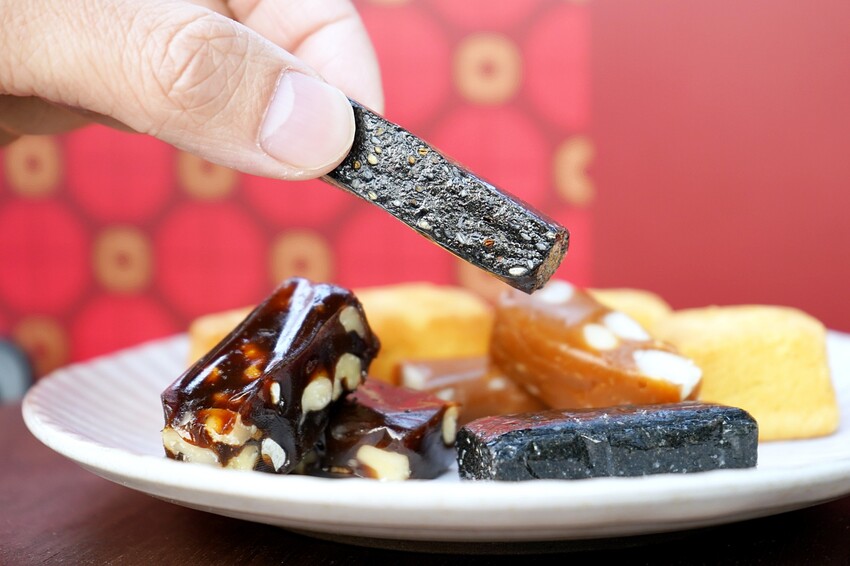 台中市南區不只有超人氣8結蛋捲！內行人必買六月初一的熱銷零食大公開！小資送禮大方又體面，還有零食分享包喲