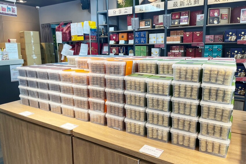 台中市南區不只有超人氣8結蛋捲！內行人必買六月初一的熱銷零食大公開！小資送禮大方又體面，還有零食分享包喲