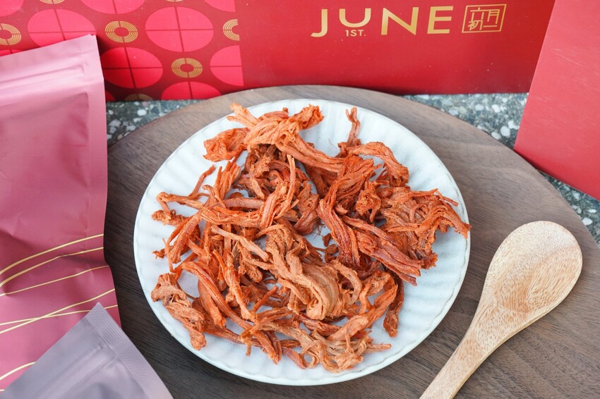 台中市南區不只有超人氣8結蛋捲！內行人必買六月初一的熱銷零食大公開！小資送禮大方又體面，還有零食分享包喲