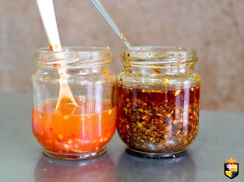 台南麵店／46年老店古早眷村味／超隱密巷弄不小心就迷路／在地人從小吃到大／老饕私藏多年口袋名單／忠實顧客打娘胎就開始吃