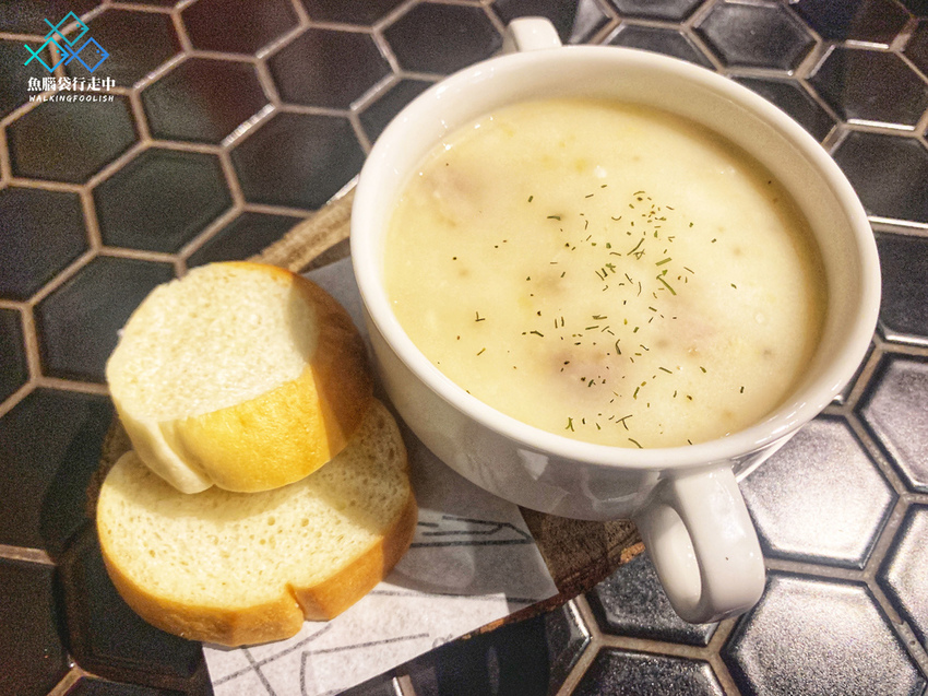 魚腦袋行走中_她的 (12).jpg