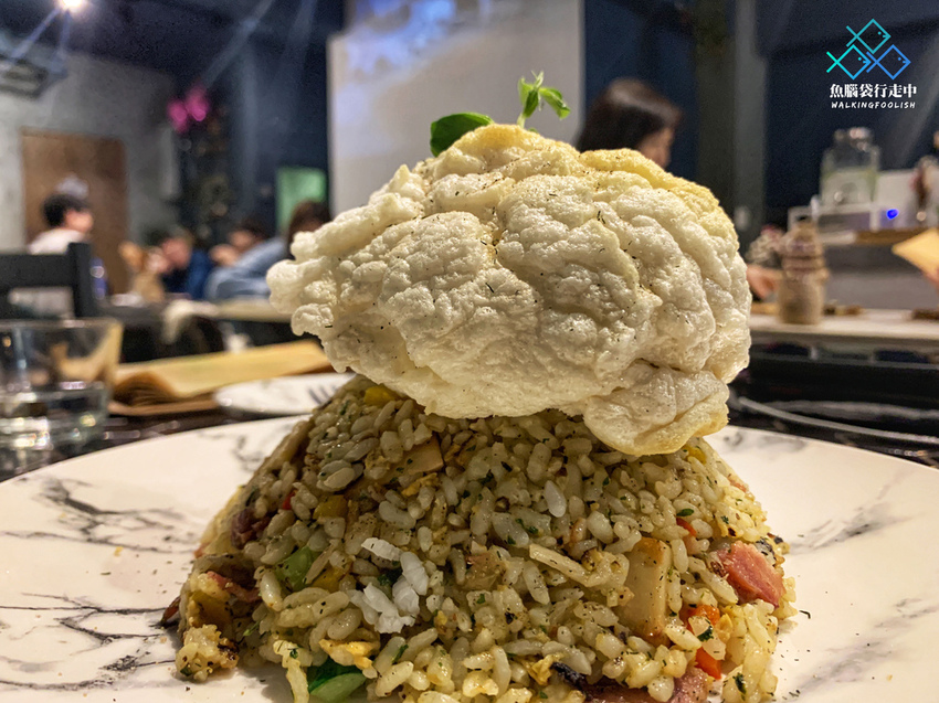 魚腦袋行走中_她的 (16).jpg