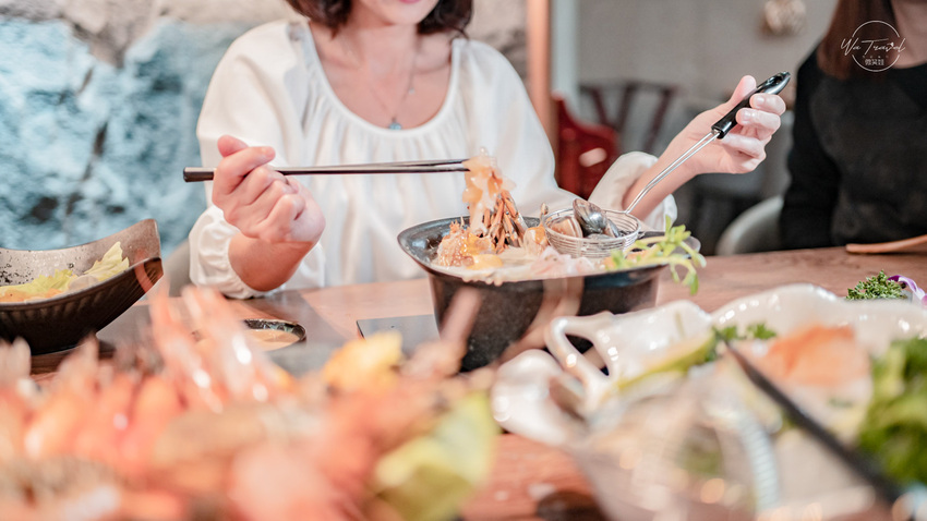 新莊最美的火鍋店-御鼎湯火鍋店 原本鍋物，限定母親節送龍蝦與生食級干貝【新北新莊】 - 微笑娃生活旅行