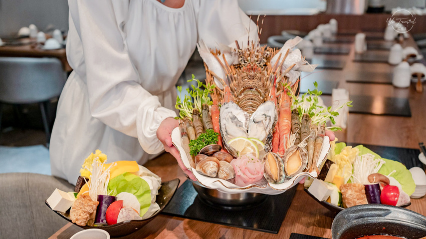 新莊最美的火鍋店-御鼎湯火鍋店 原本鍋物，限定母親節送龍蝦與生食級干貝【新北新莊】 - 微笑娃生活旅行