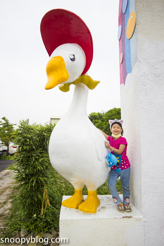 【雲林景點】斗六親子景點｜鵝童樂園～免門票好好拍，旋轉飛天鵝、飛天鵝溜滑梯、兒童戲沙池、愛鵝樂親子餐廳