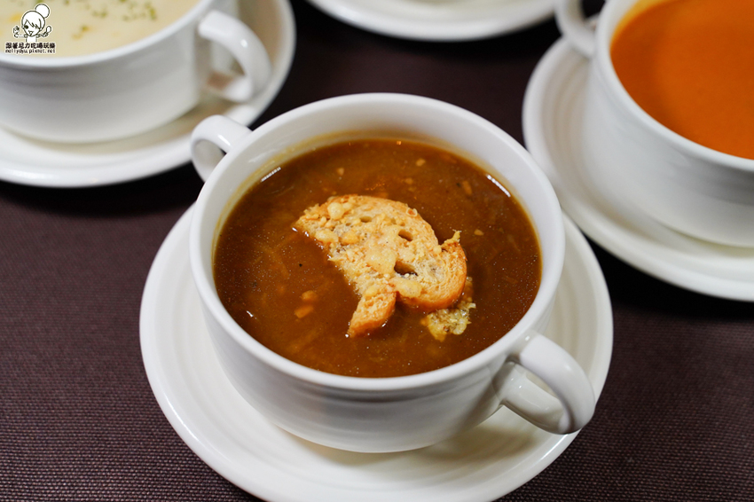 漢來牛排館 牛排 排餐 小資 必吃 約會 聚餐 高樓層 肋眼