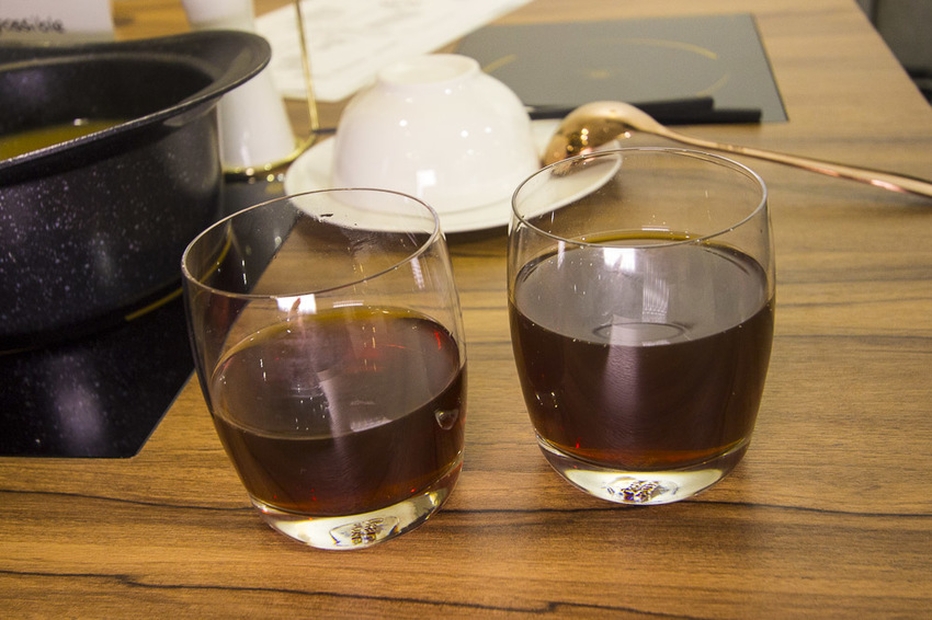 【台北美食】松山南京三民火鍋｜原火鍋Yuan Hot Pot～松山網美火鍋店，使用天然食材、吃得到食物的原始鮮味