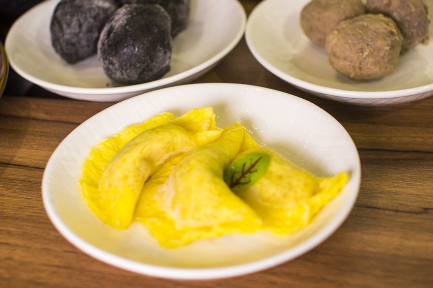 【台北美食】松山南京三民火鍋｜原火鍋Yuan Hot Pot～松山網美火鍋店，使用天然食材、吃得到食物的原始鮮味