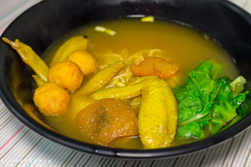 高雄苓雅︱巧來香港雲吞麵　蝦脆肉鮮大雲吞，小貴卻飽滿實在的港式好味道！