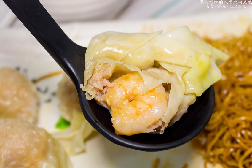 高雄苓雅︱巧來香港雲吞麵　蝦脆肉鮮大雲吞，小貴卻飽滿實在的港式好味道！