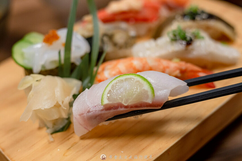藏在巷弄的生魚片丼飯，附的味噌湯裡的魚肉也太多了，有夠便宜也有夠好吃｜布雷克出走旅行視界