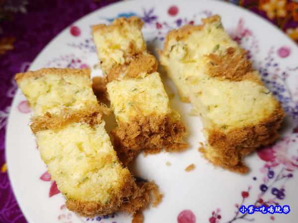 葱花肉鬆-蛋金固古早味蛋糕 (1).jpg