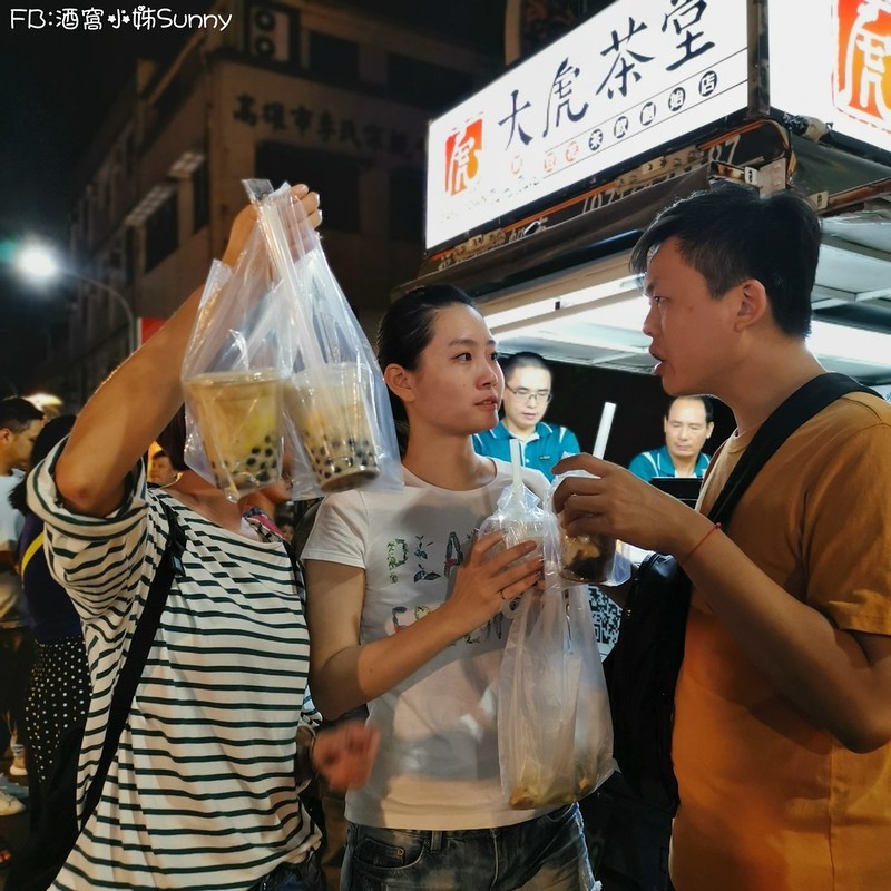 高雄駁二夜市(週六限定) 高雄駁二夜市(週六限定)