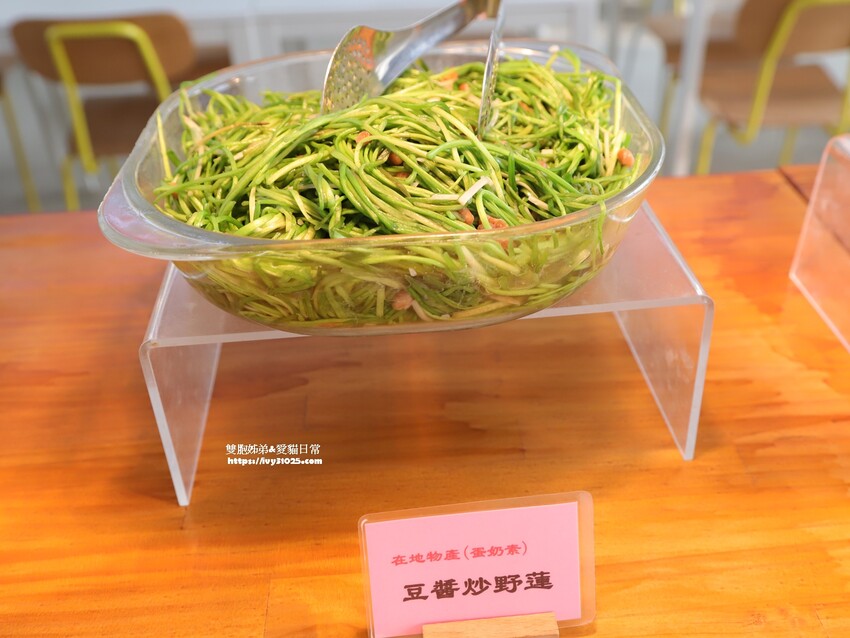 全台最多花旗木包圍的美濃  蝶舞澗  豪華露營帳篷一泊三食在地食材