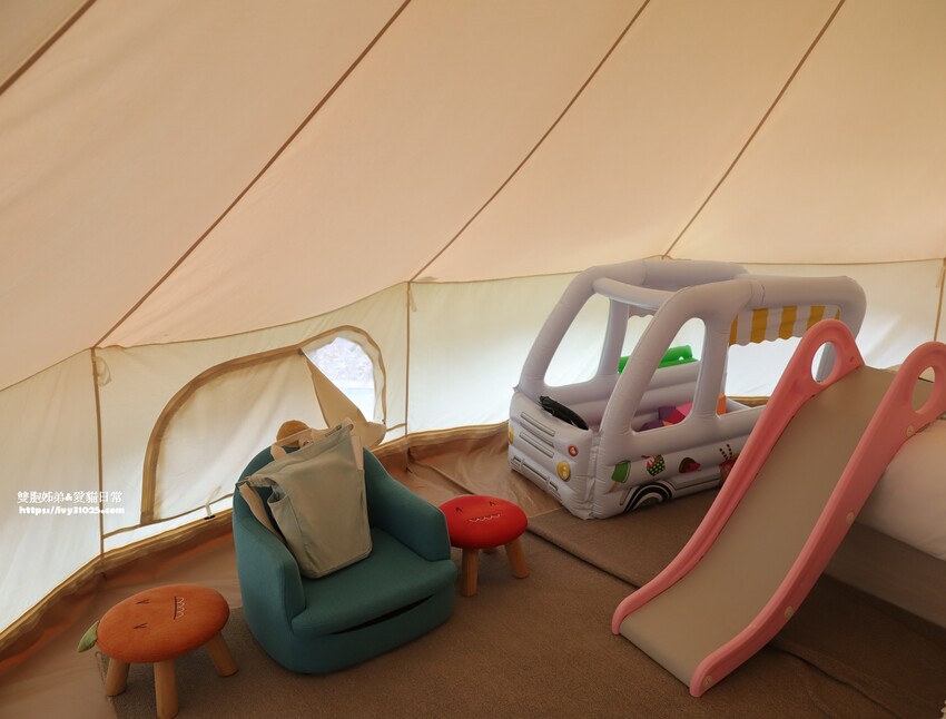 全台最多花旗木包圍的美濃  蝶舞澗  豪華露營帳篷一泊三食在地食材