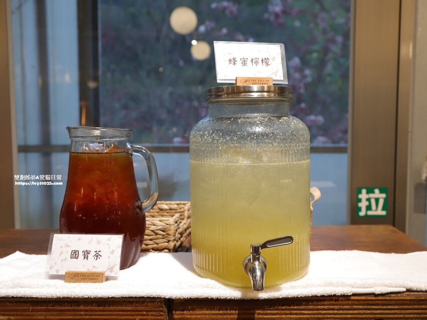 全台最多花旗木包圍的美濃  蝶舞澗  豪華露營帳篷一泊三食在地食材