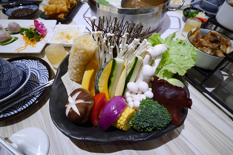 嘉義火鍋｜洪昌麻辣鴛鴦火鍋