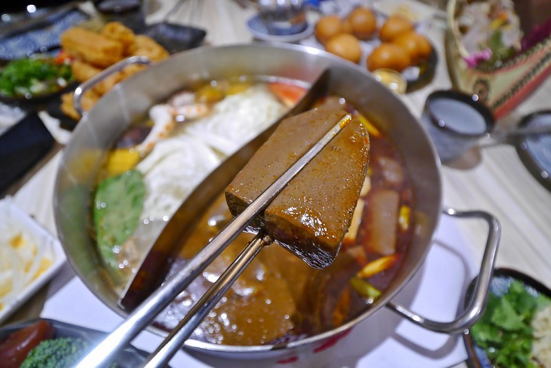 嘉義火鍋｜洪昌麻辣鴛鴦火鍋