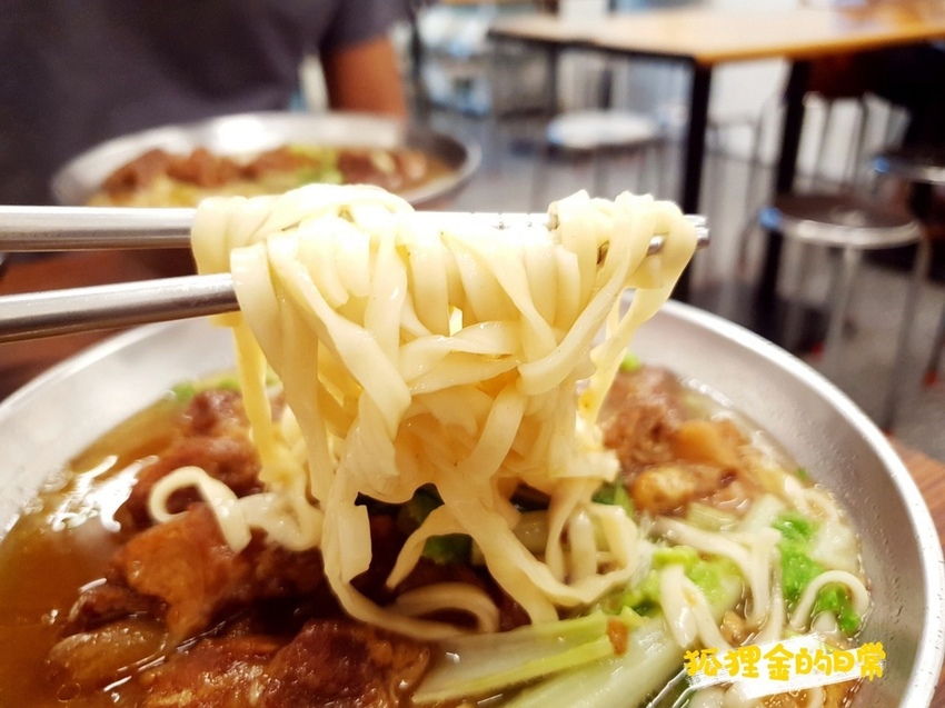 清水排骨麵_狐狸金的日常_191022_0008.jpg