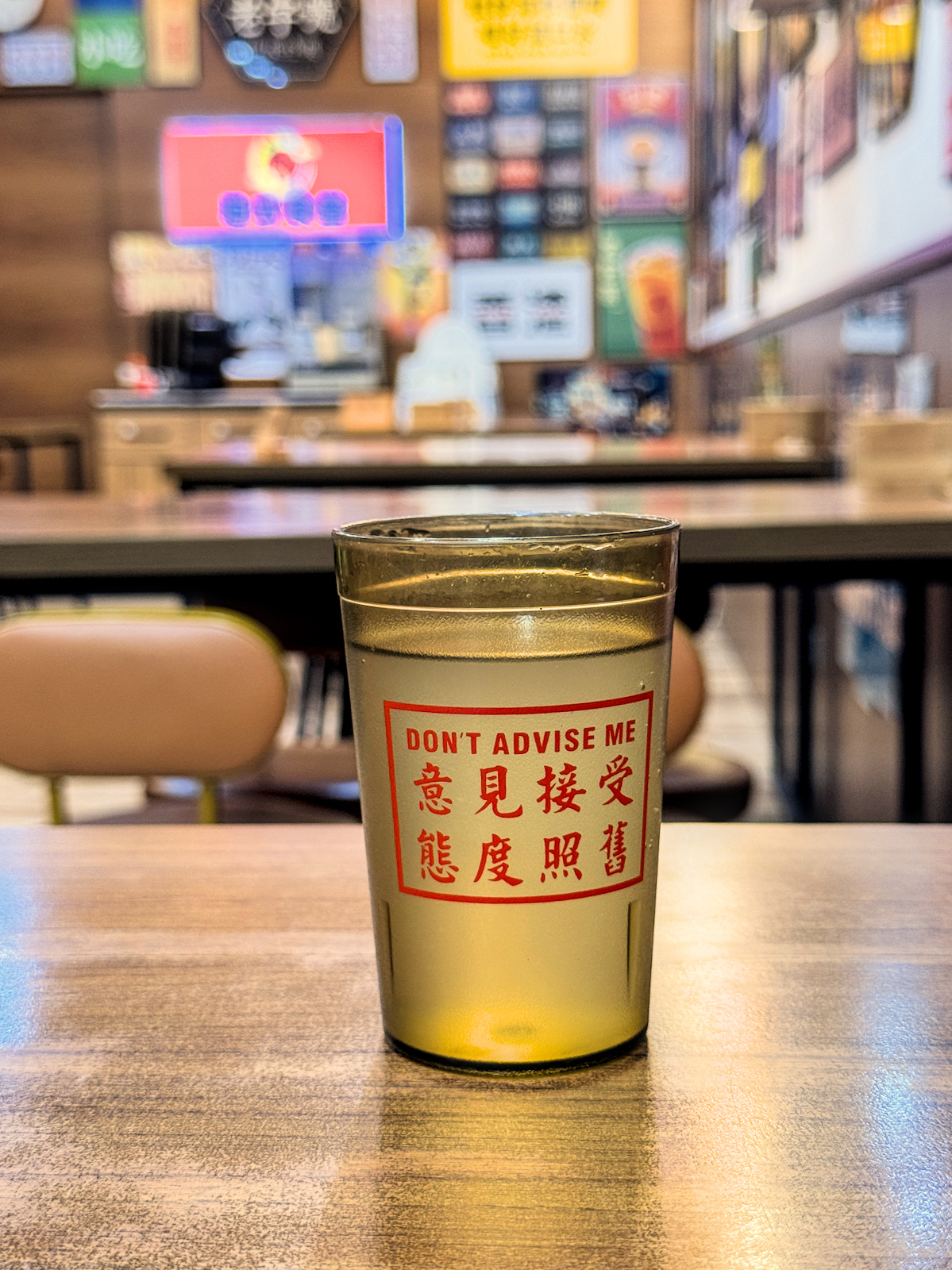 高雄平價港式料理推薦!饕煲港式食堂必吃百元煲仔飯、腸粉,一秒到香港。