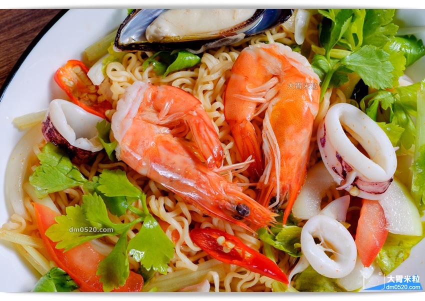 ROS THAI火山排骨