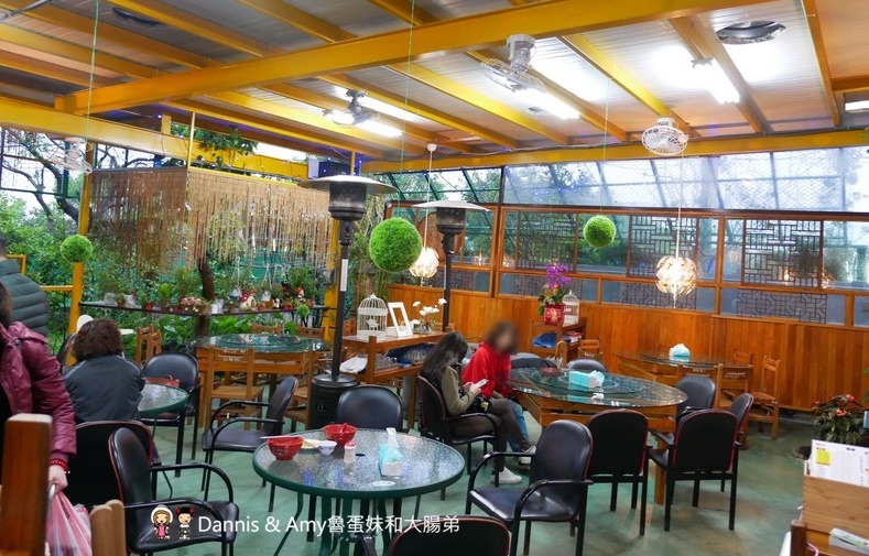 《楊梅牛肉麵》田園牛肉麵。庭園景觀牛肉麵餐廳。平價份量大免費加湯加麵還有免費冰淇淋及飲料︱(影片) 《楊梅牛肉麵》田園牛肉麵。庭園景觀牛肉麵餐廳。平價份量大免費加湯加麵還有免費冰淇淋及飲料︱(影片)