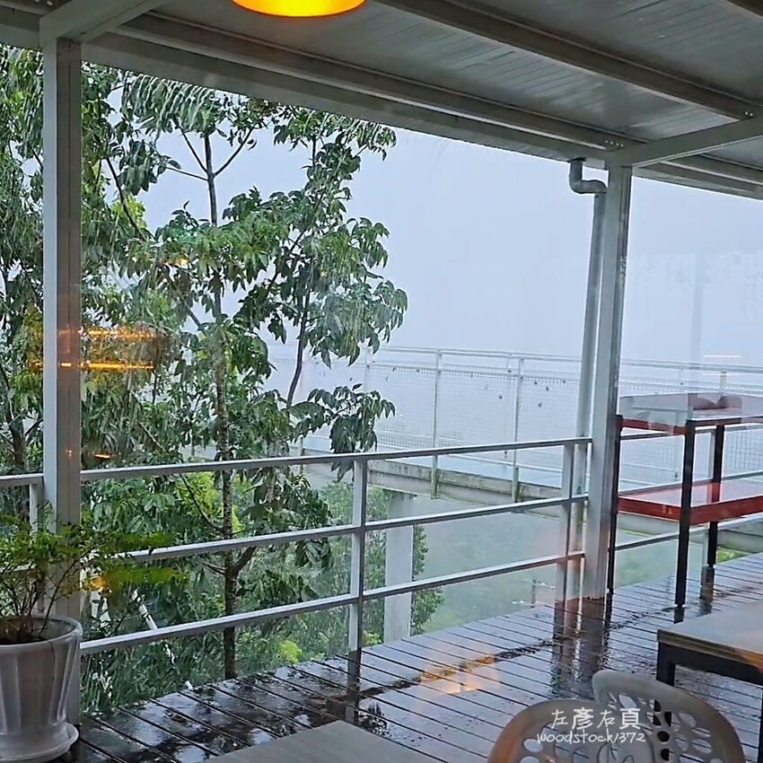 台南玉井區《魔法森林》景觀咖啡小餐館|漫步雲端的玻璃天空步道 台南玉井區《魔法森林》景觀咖啡小餐館|漫步雲端的玻璃天空步道