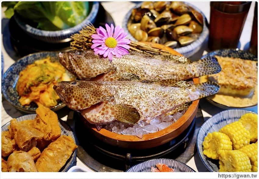 台中新開火鍋店，霸氣100隻蝦蝦端上桌，身份證有1、3、9再贈送花瓣松阪豬！