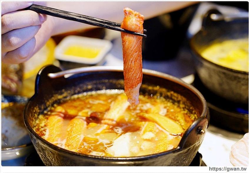 台中新開火鍋店，霸氣100隻蝦蝦端上桌，身份證有1、3、9再贈送花瓣松阪豬！