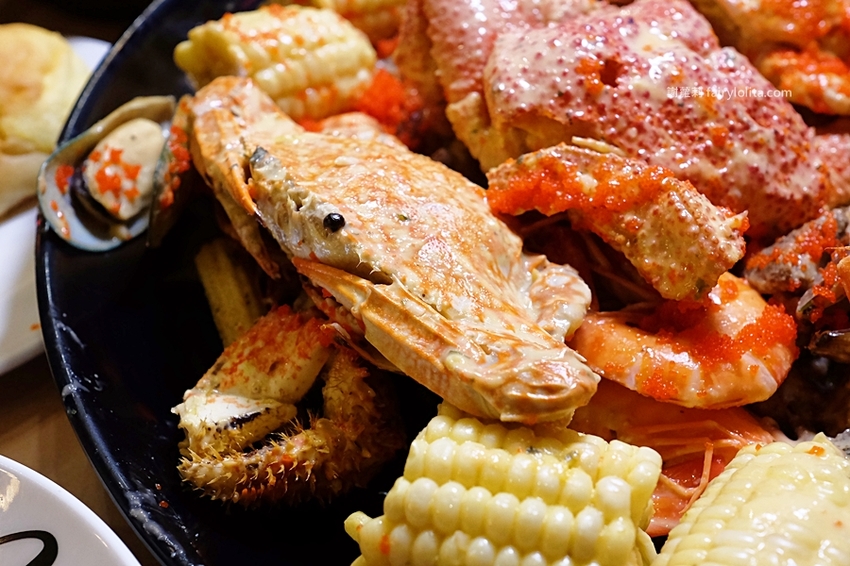 痛風不要看！雪蟹、季節螃蟹、霸氣大嗑近10種海鮮吃爽爽，期間限定錯過等明年！ @蹦啾♥謝蘿莉 La vie heureuse