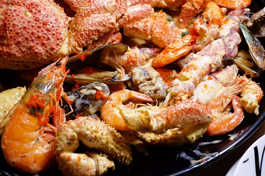 痛風不要看！雪蟹、季節螃蟹、霸氣大嗑近10種海鮮吃爽爽，期間限定錯過等明年！ @蹦啾♥謝蘿莉 La vie heureuse
