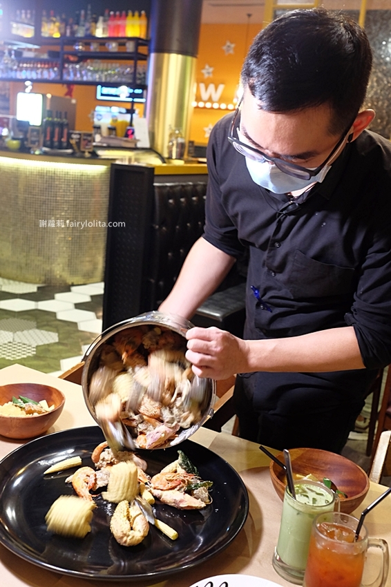 痛風不要看！雪蟹、季節螃蟹、霸氣大嗑近10種海鮮吃爽爽，期間限定錯過等明年！ @蹦啾♥謝蘿莉 La vie heureuse