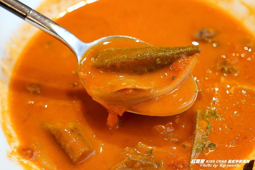 【桃園中壢】紅唇蟹KISS CRAB美式手抓海鮮．帝王蟹+炙燒牛排+海鮮鍋!