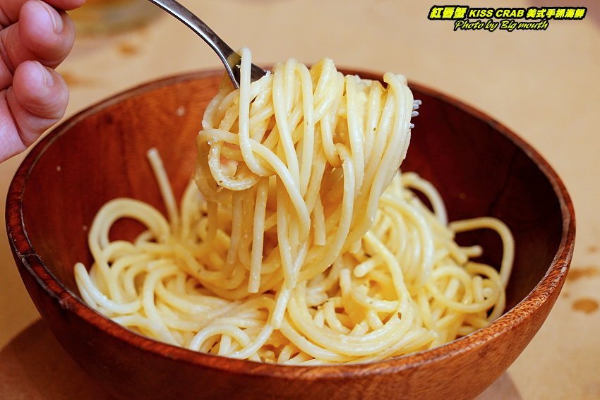 【桃園中壢】紅唇蟹KISS CRAB美式手抓海鮮．帝王蟹+炙燒牛排+海鮮鍋!